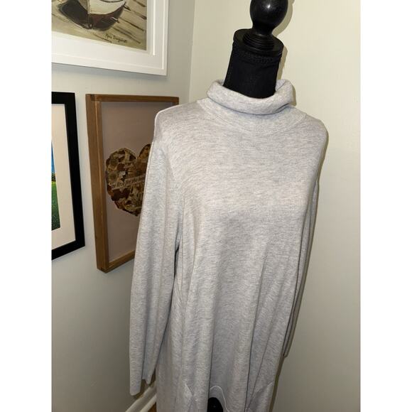 Chicos Sweater XL 3 Gray Turtleneck Tunic Sharkbite Hem Rayon Cashmere - Picture 2 of 5